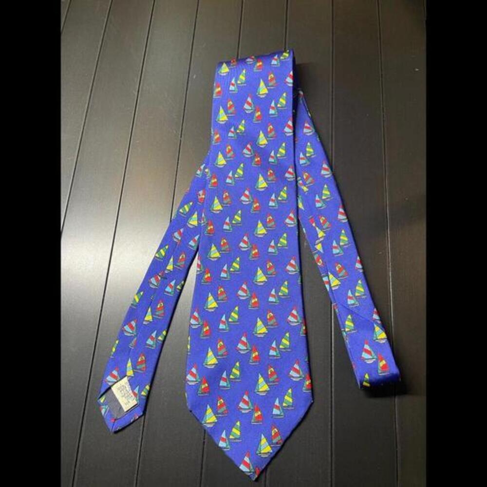 Gap Mens Tie Silk Necktie Blue Red Yellow Green Sailboats 58.5 Long 4 Wide